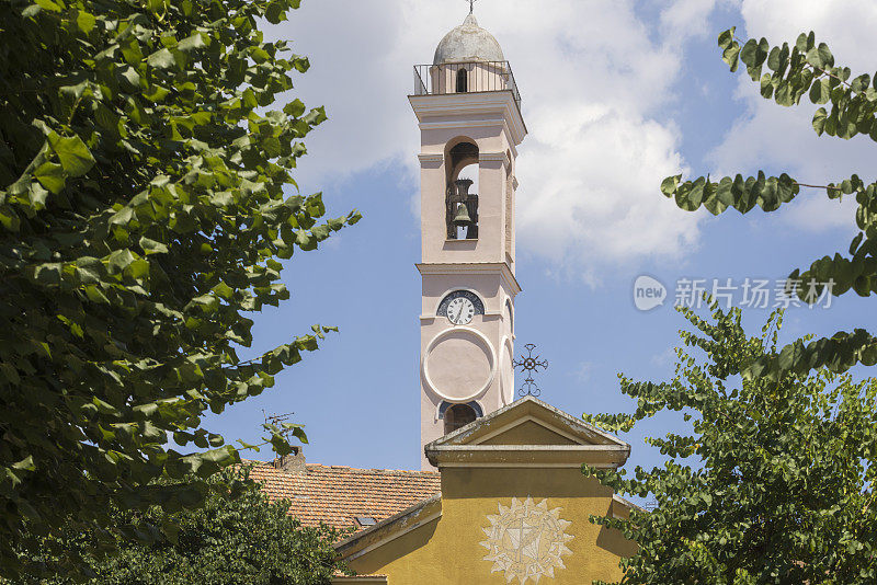 Eglise de l’annonation的钟楼，Corte村最古老的建筑(1450年)